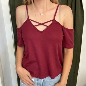adorable maroon off the shoulder top ! fits like a M